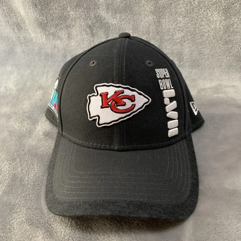 Kansas City‎ Chiefs Hat Cap Snap Back Black NFL Football Super Bowl LVII New Era